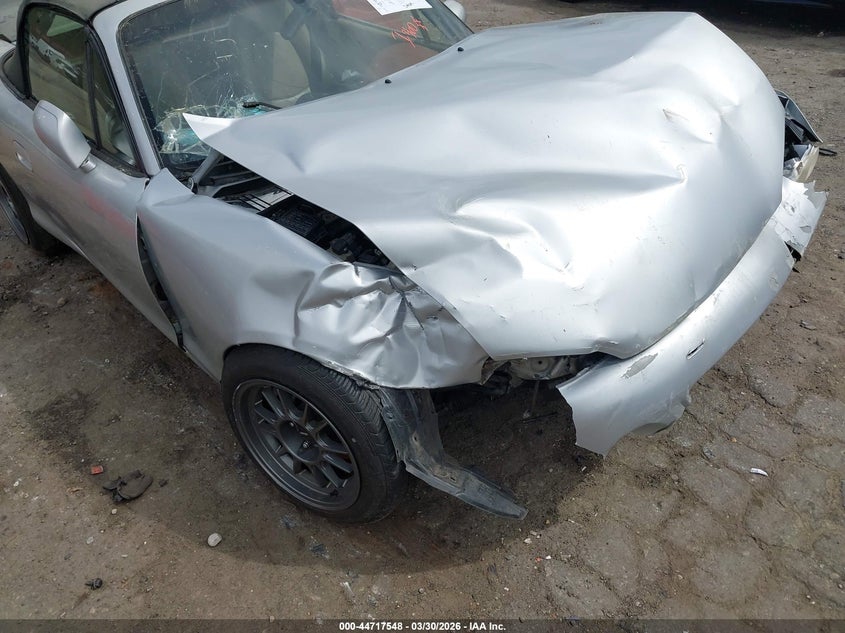 2002 Mazda Mx-5 Miata Cloth/Ls/Se VIN: JM1NB353720222090 Lot: 44717548