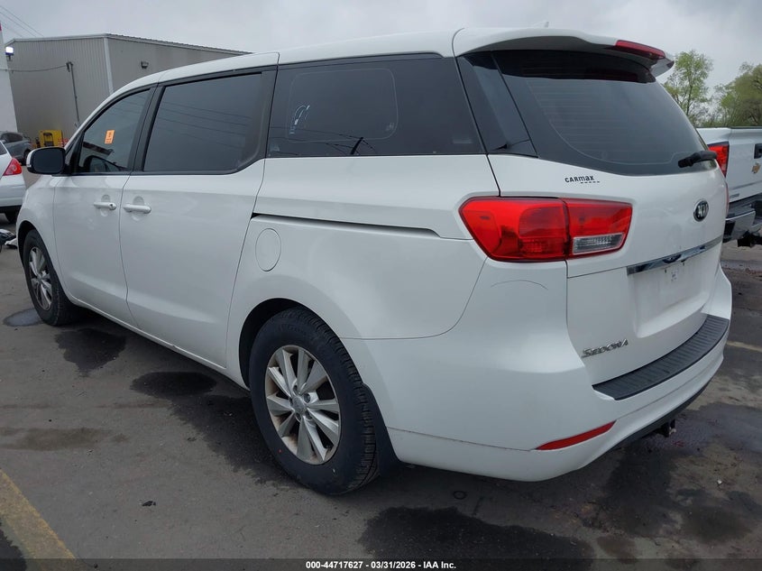 2016 Kia Sedona L
