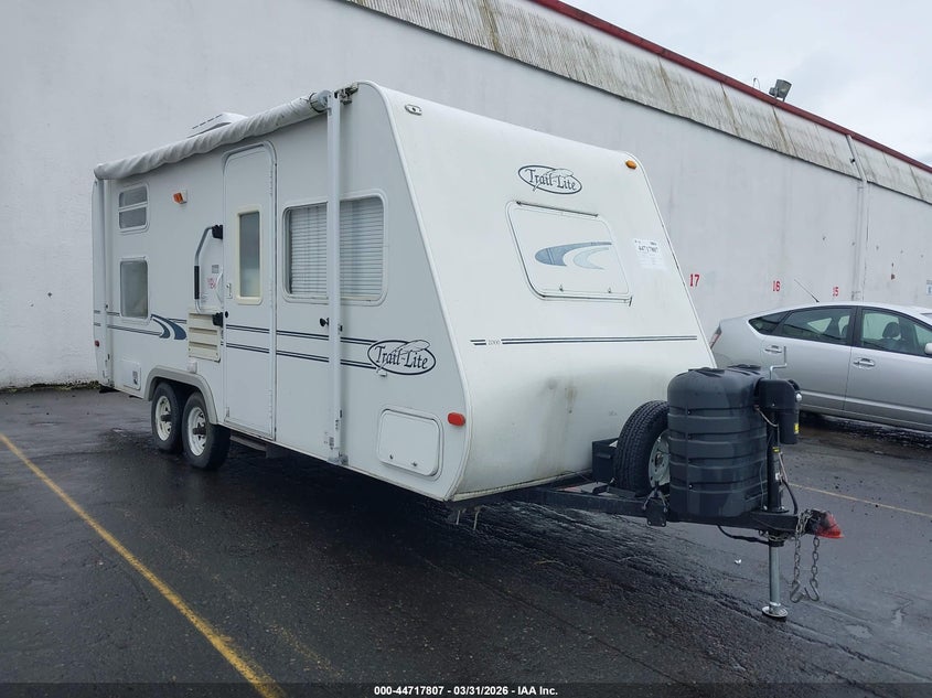 2000 R Vision Trail Lite 21Rbh