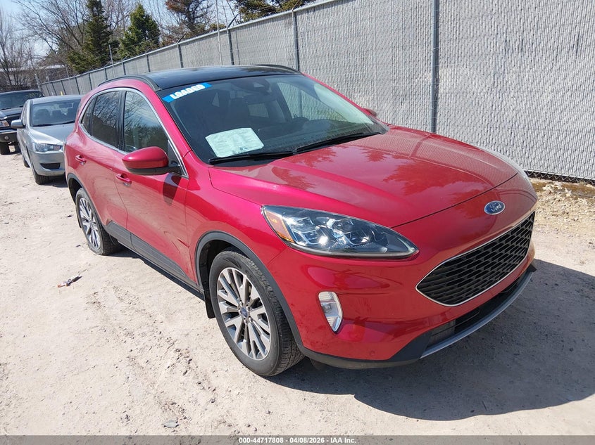 2022 Ford Escape Titanium Hybrid