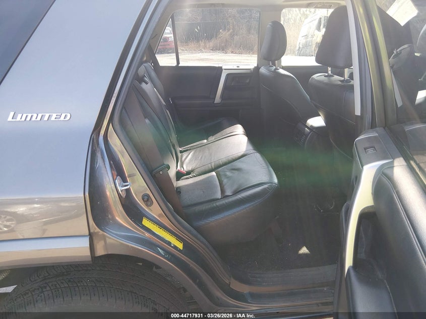 2011 TOYOTA 4RUNNER auction photo 8