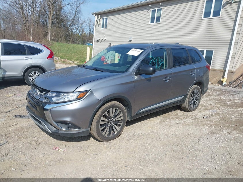 2019 Mitsubishi Outlander Es