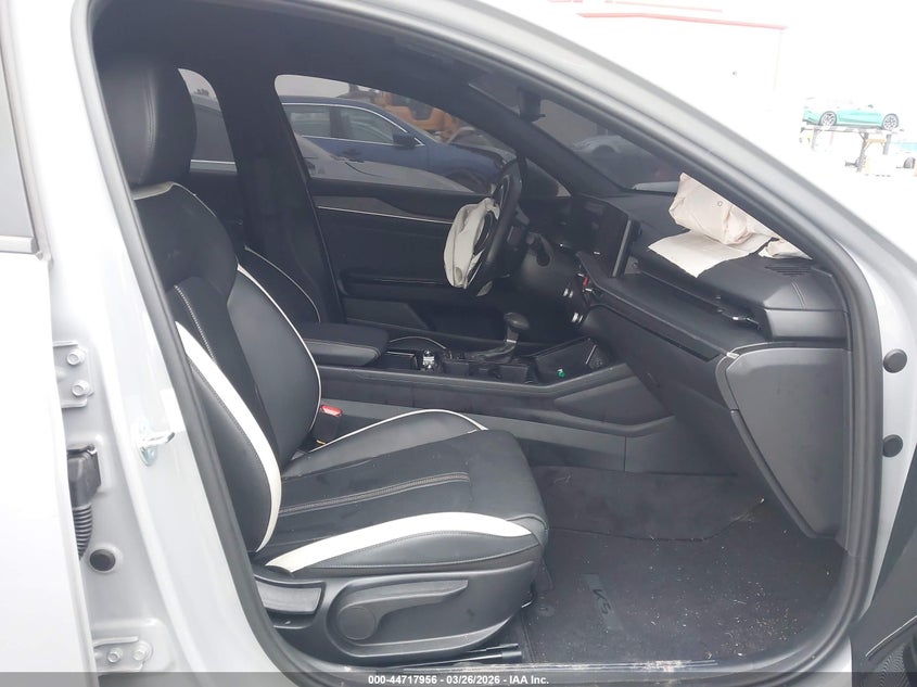 KIA K5 2025 VIN KNAG64J74S5389468