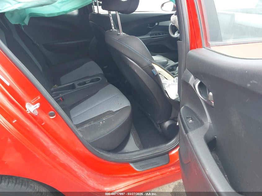 2019 Hyundai Veloster 2.0 VIN: KMHTG6AF6KU013003 Lot: 44717997