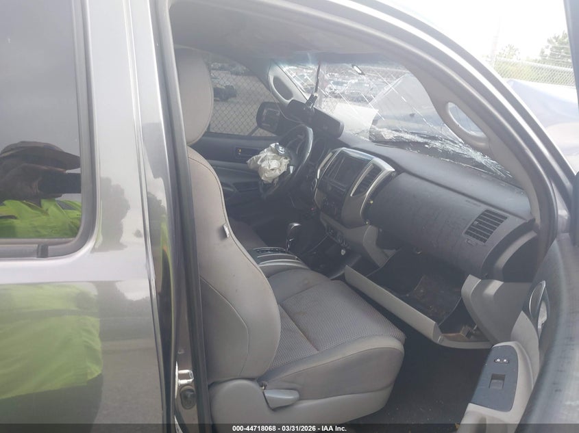 2013 Toyota Tacoma Base V6