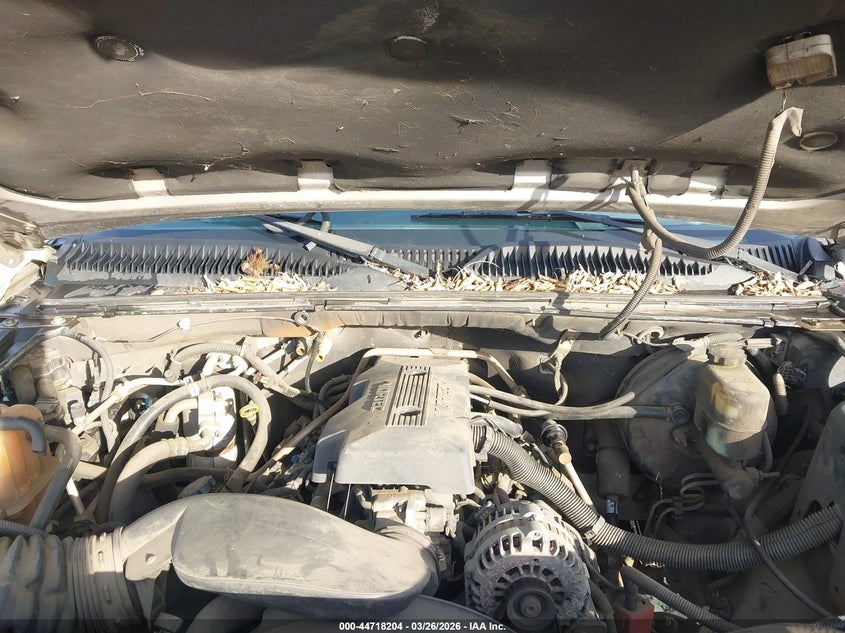 2000 Chevrolet Suburban 1500 Ls VIN: 1GNFK16T8YJ208734 Lot: 44718204