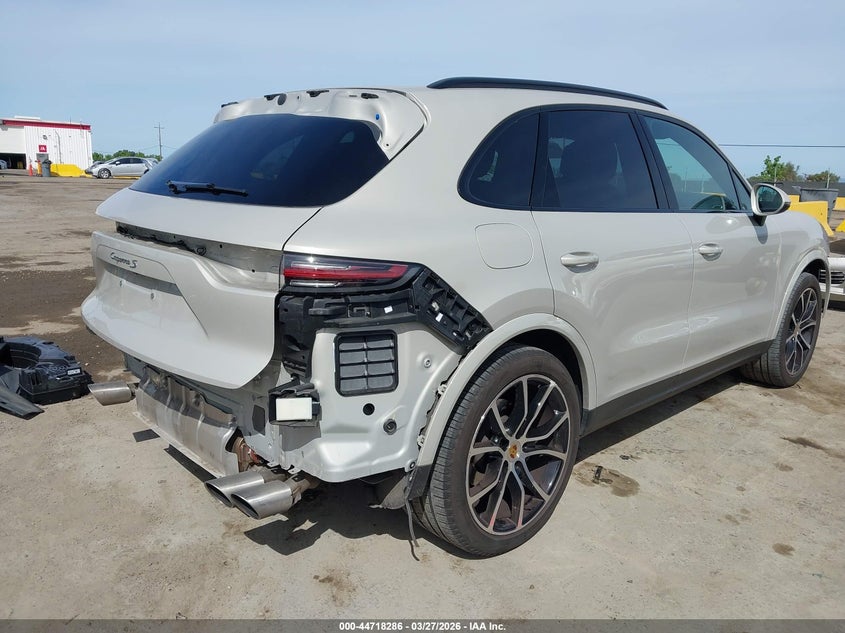 2022 Porsche Cayenne S/S Platinum Edition