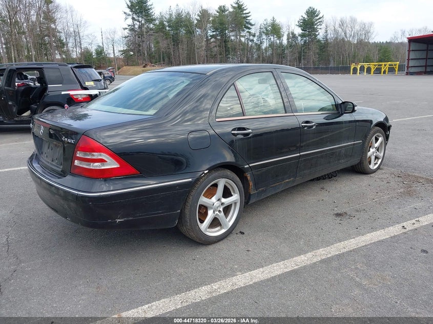 2004 Mercedes-Benz C 240 4Matic