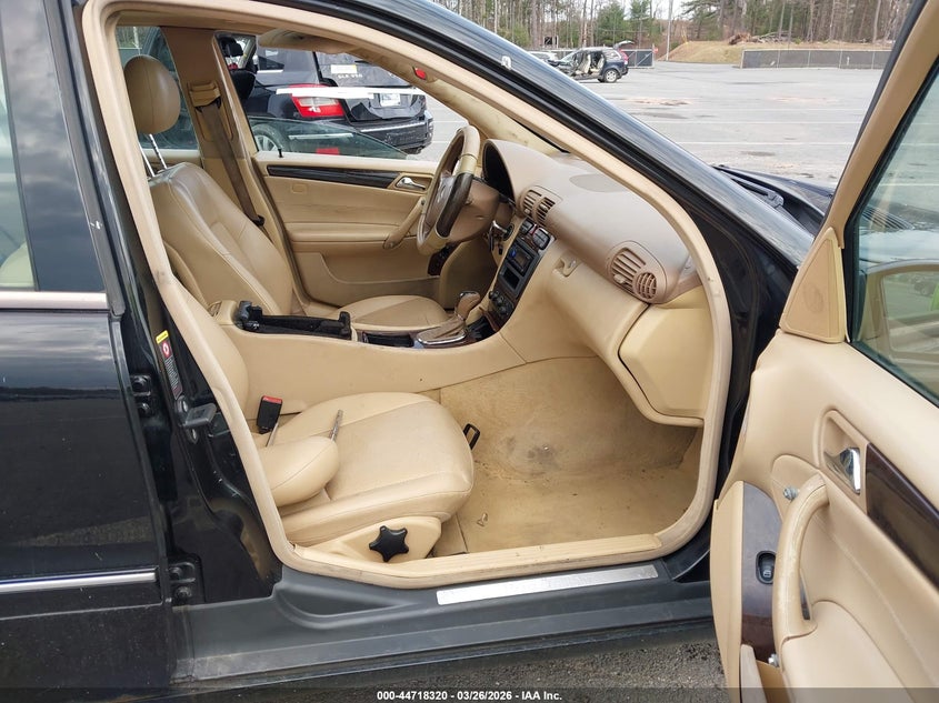 2004 Mercedes-Benz C 240 4Matic