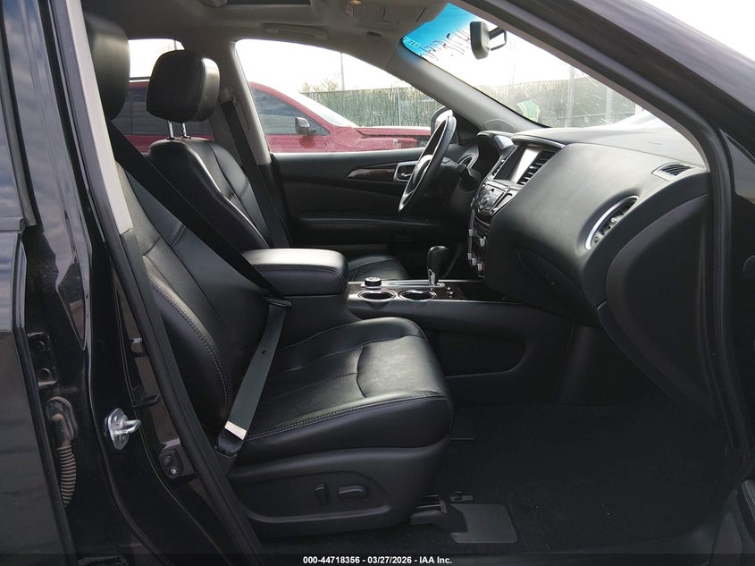 2015 Nissan Pathfinder Platinum