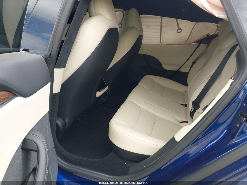 2022 Tesla Model S Dual Motor All-Wheel Drive VIN: 5YJSA1E57NF461043 Lot: 44718559