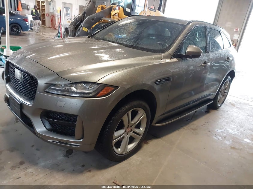 Vin: sadcl2fx1ka366636, lot: 45215739, jaguar f-pace 25t r-sport 20192