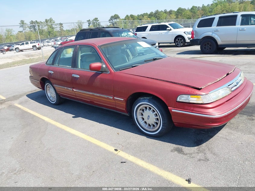 1997 Ford Crown Victoria Lx