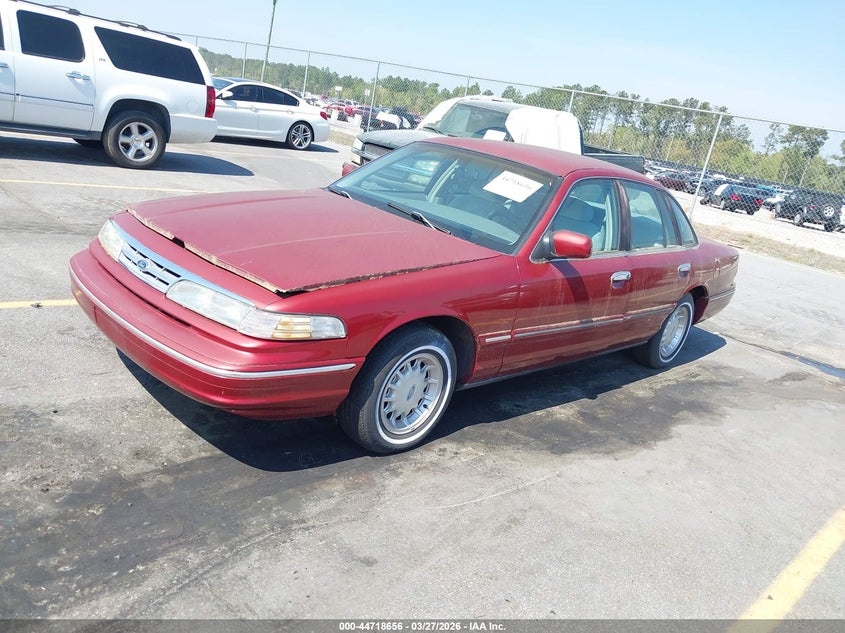 1997 Ford Crown Victoria Lx