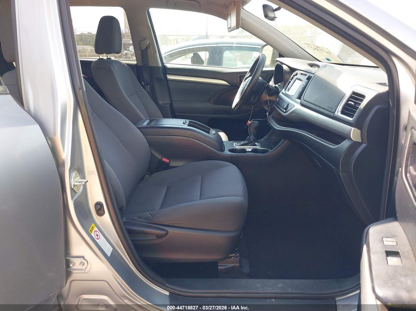 2015 Toyota Highlander Le