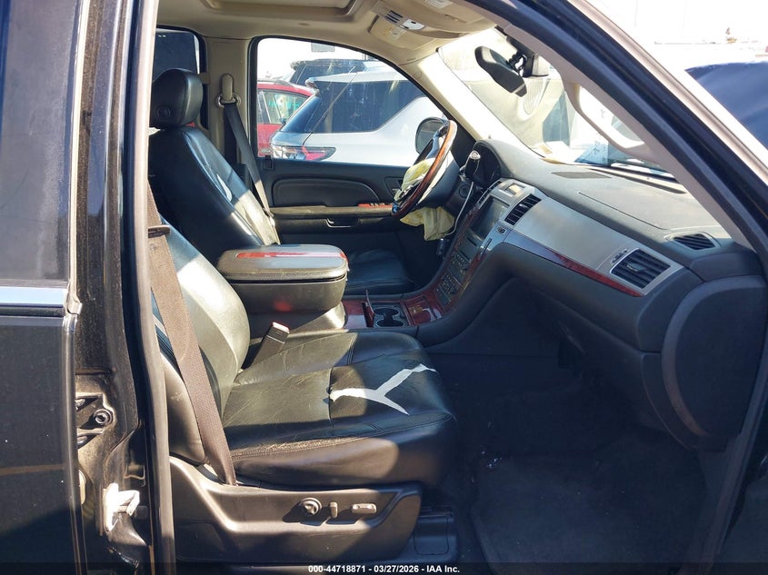 2008 Cadillac Escalade Standard