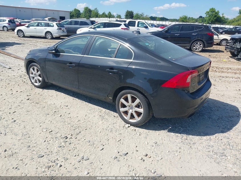 Vin: yv1612tk8g2400624, lot: 45216086, volvo s60 t5 premier 20163