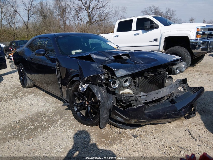 2017 Dodge Challenger Sxt