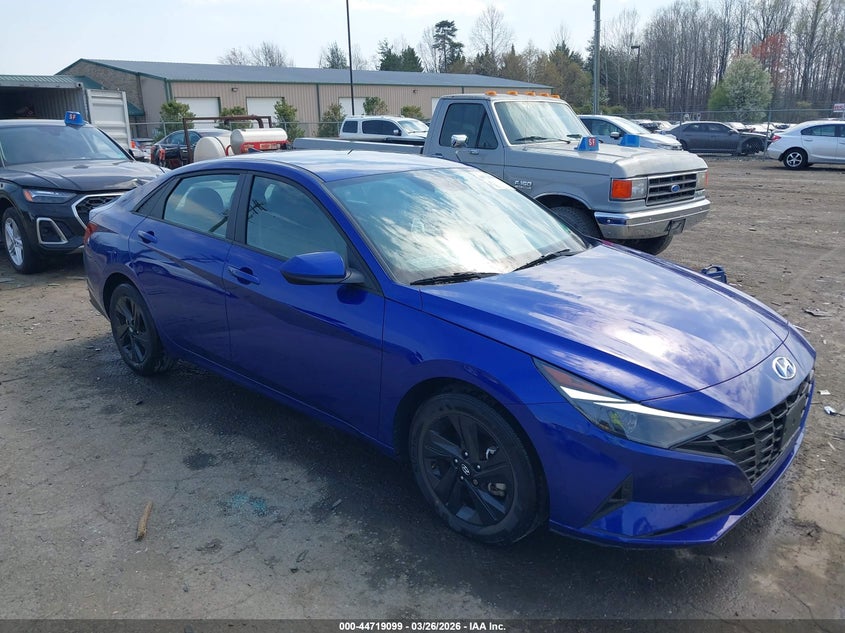 2023 Hyundai Elantra Sel