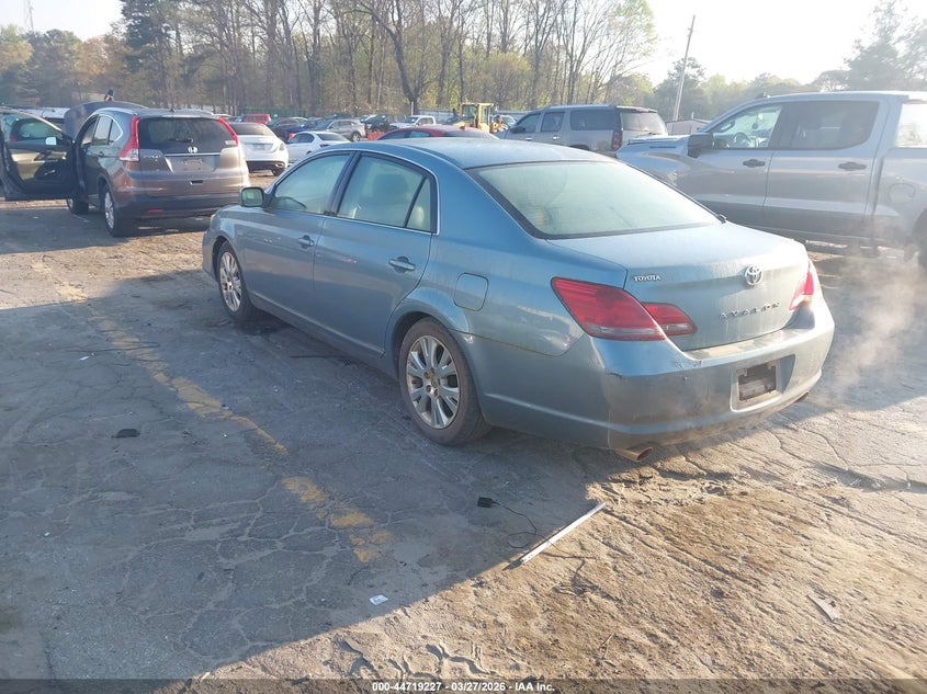 2008 Toyota Avalon Xls