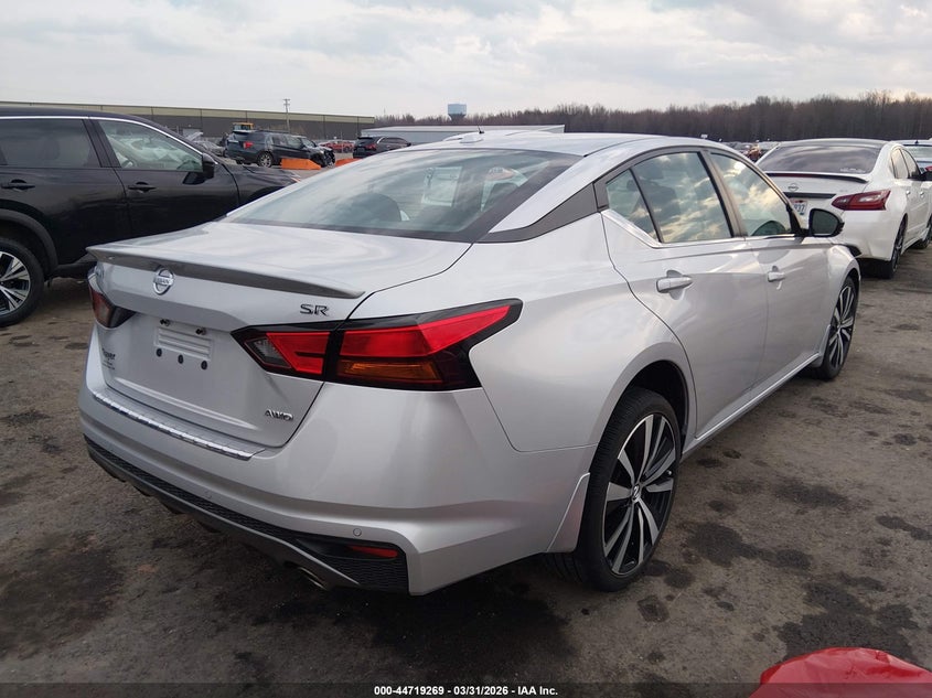 2020 Nissan Altima Sr Intelligent Awd