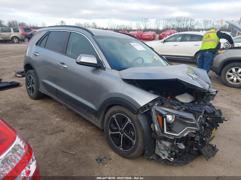 2023 KIA NIRO EX