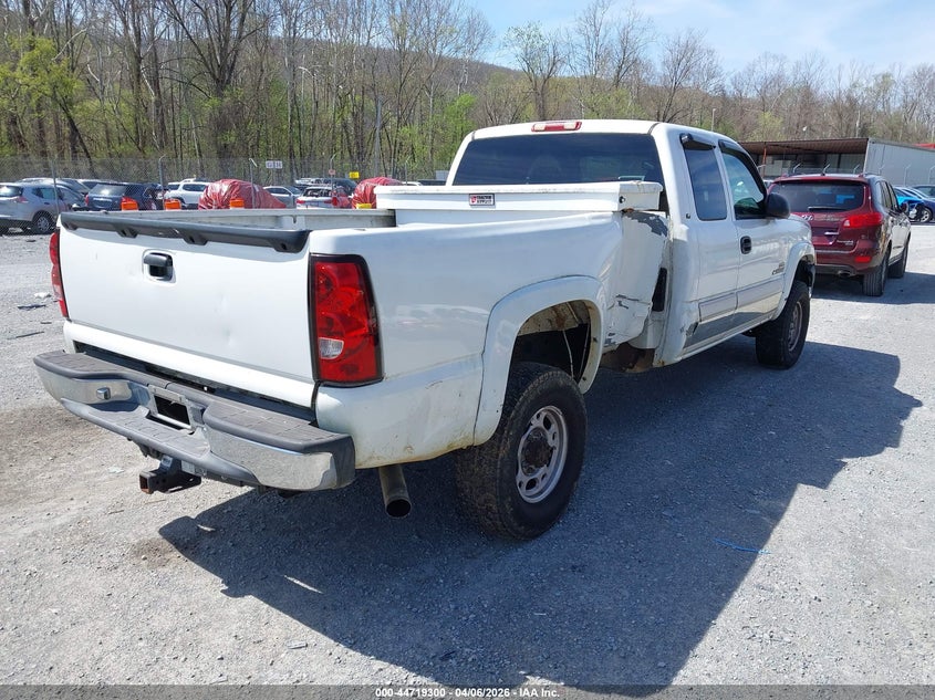 2004 Chevrolet Silverado 2500Hd Ls