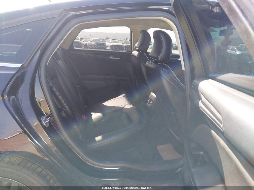 2018 Ford Fusion Se VIN: 3FA6P0HD0JR259365 Lot: 44719325