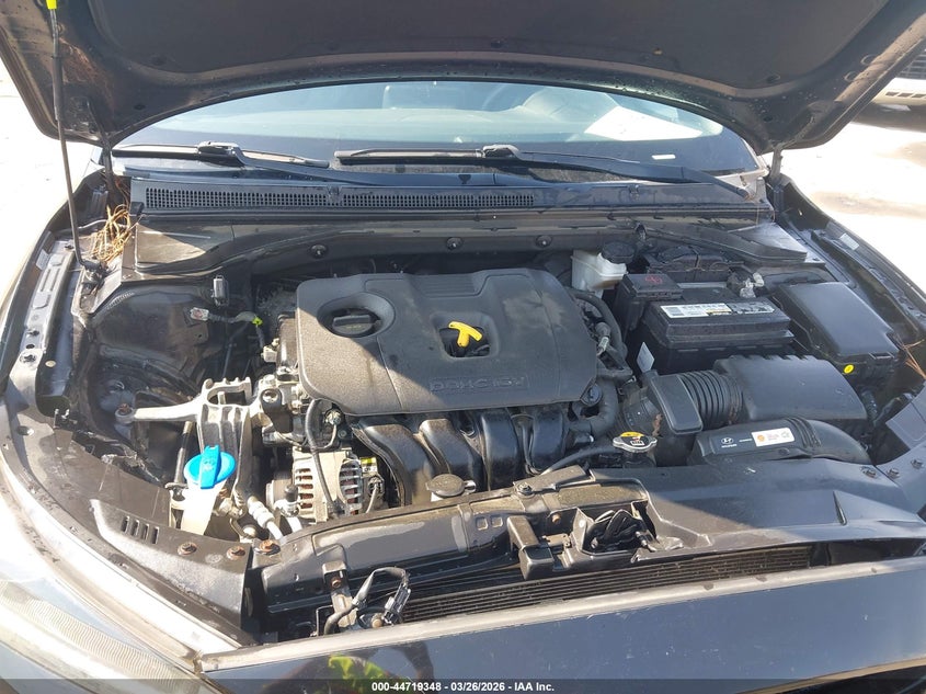 2019 Hyundai Veloster 2.0 VIN: KMHTG6AF1KU013359 Lot: 44719348