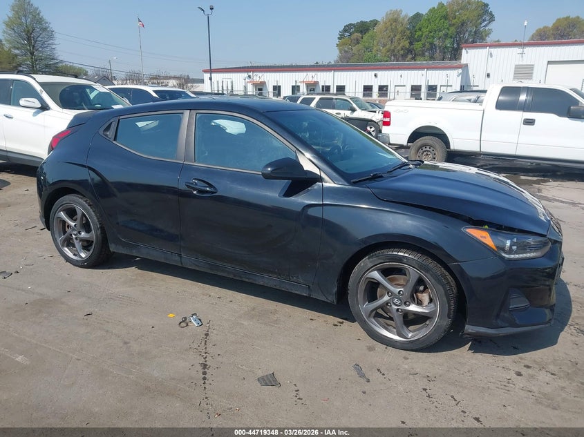 2019 Hyundai Veloster 2.0 VIN: KMHTG6AF1KU013359 Lot: 44719348