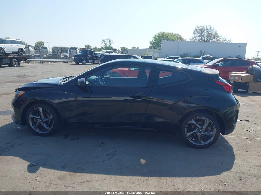 2019 Hyundai Veloster 2.0 VIN: KMHTG6AF1KU013359 Lot: 44719348