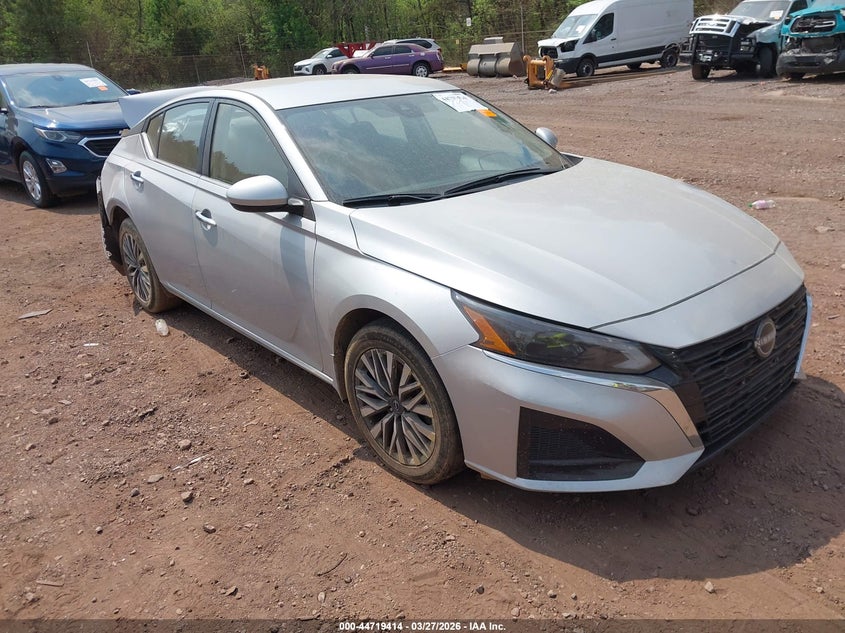 2023 Nissan Altima Sv Intelligent Awd