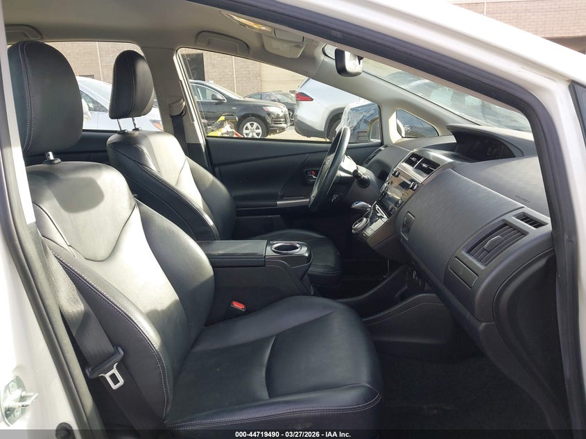 2015 Toyota Prius V Four