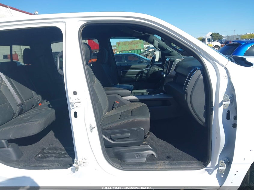 2025 Ram 1500 Big Horn 4X4 5'7 Box