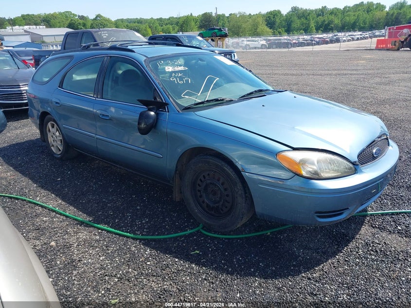 2005 Ford Taurus Se
