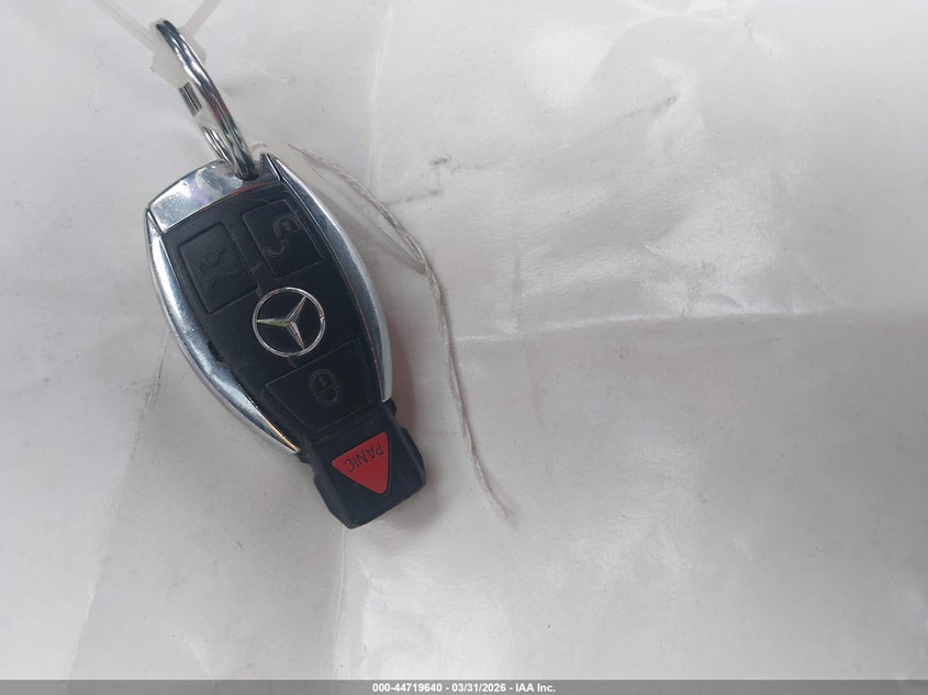 2002 Mercedes-Benz Clk 320 VIN: WDBLK65G92T124798 Lot: 44719640