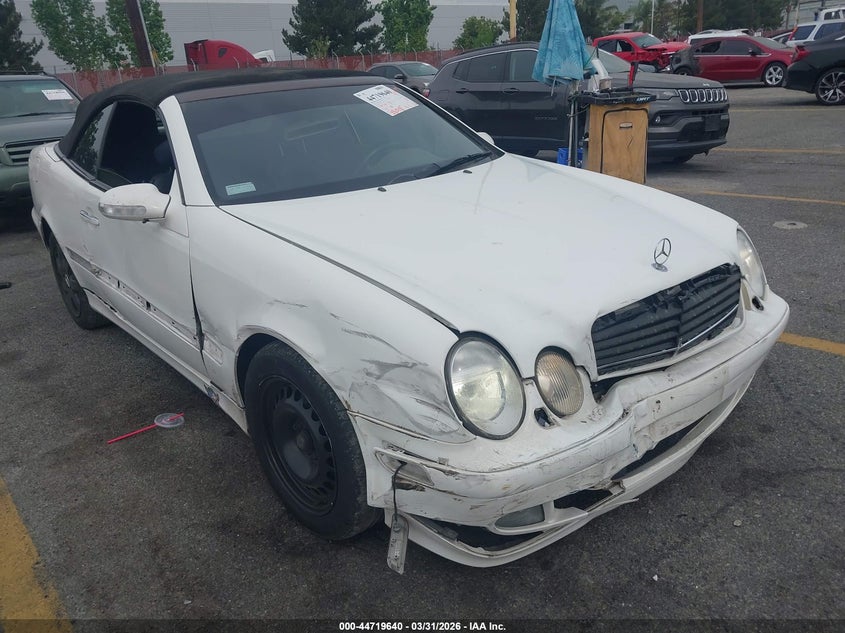 2002 Mercedes-Benz Clk 320 VIN: WDBLK65G92T124798 Lot: 44719640