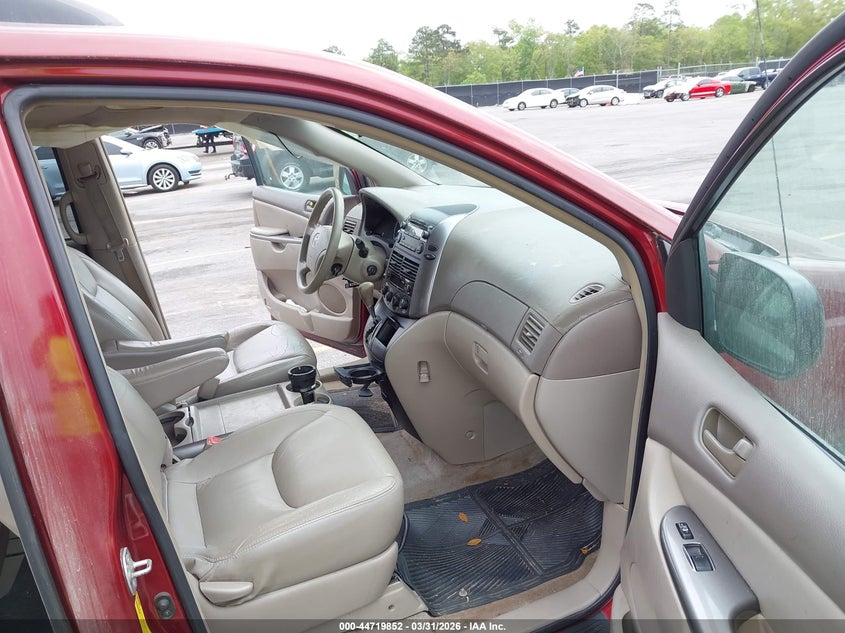 2008 Toyota Sienna Le
