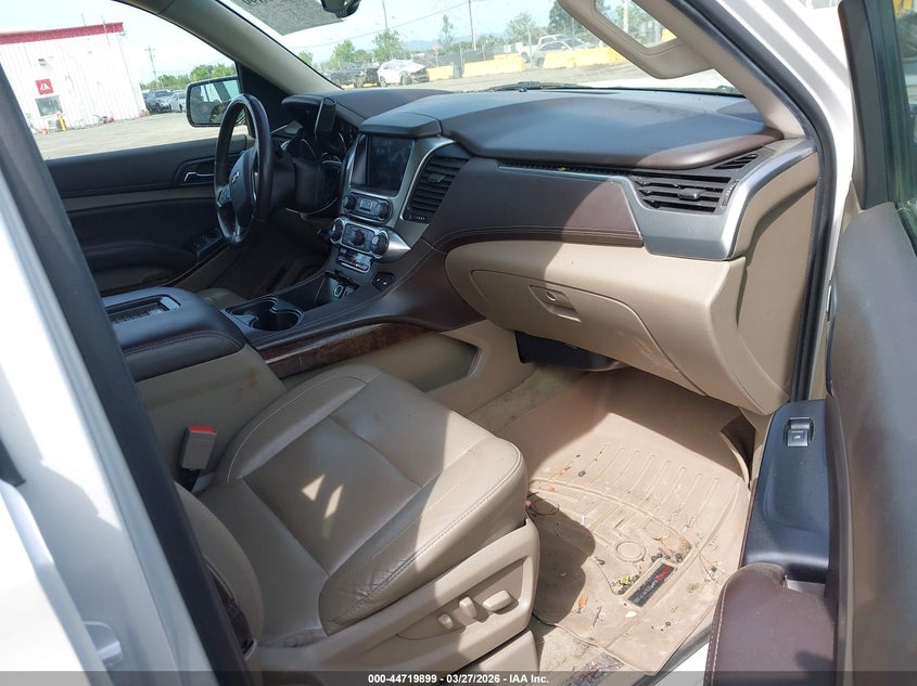 2017 Chevrolet Suburban Lt