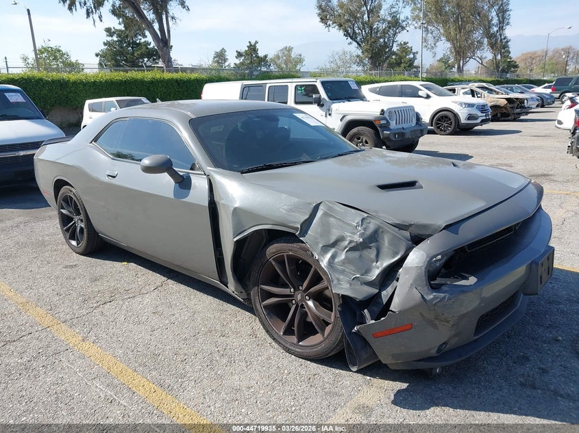 2017 Dodge Challenger Sxt Plus
