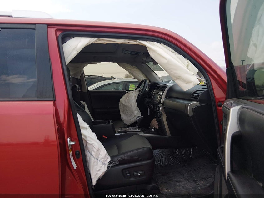 2016 TOYOTA 4RUNNER SPORT UTILITY VEHICLE 4.0L V-6 DOHC, VVT, 270HP