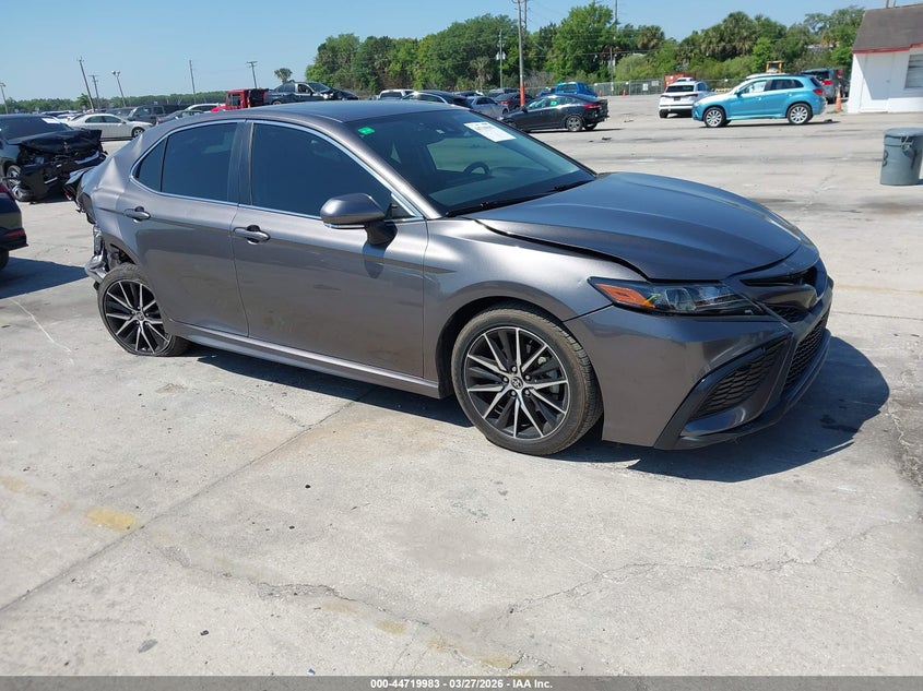 2022 Toyota Camry