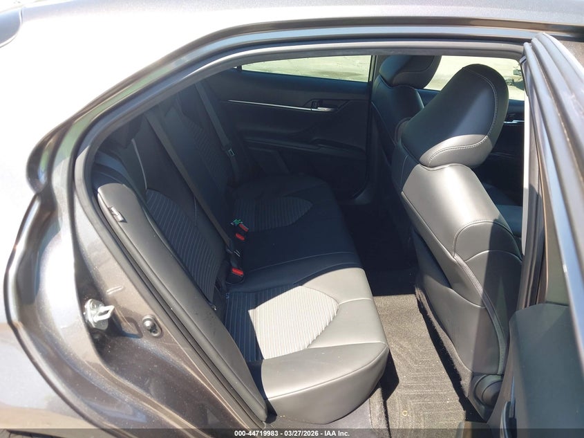 2022 TOYOTA CAMRY auction photo 8