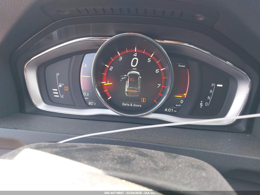 2017 Volvo V60 T6 R-Design Platinum VIN: YV149MSS8H1373557 Lot: 44719987