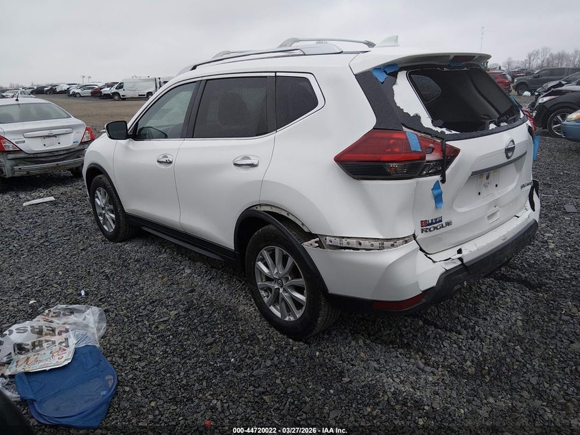 2018 Nissan Rogue Sv