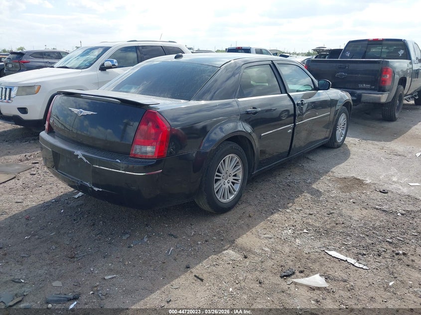 2005 Chrysler 300 Touring