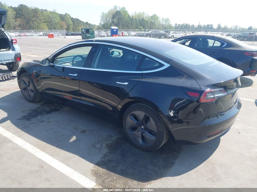 2018 Tesla Model 3 Long Range/Mid Range
