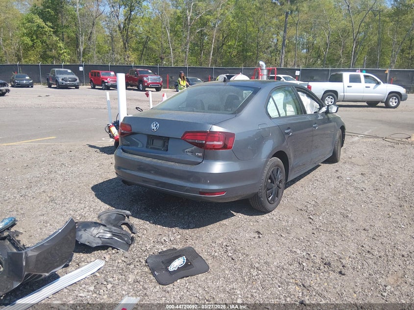2016 VOLKSWAGEN JETTA auction photo 4
