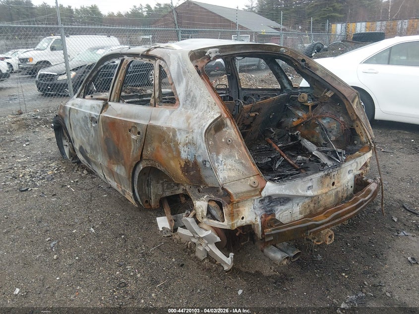 Vin: wa1gfcfs6fr007685, lot: 45217252, audi q3 2.0t premium plus 20153
