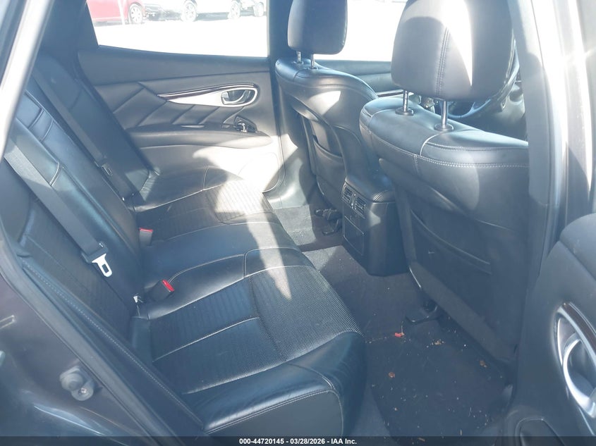 2015 Infiniti Q70 3.7 VIN: JN1BY1AP0FM542643 Lot: 44720145